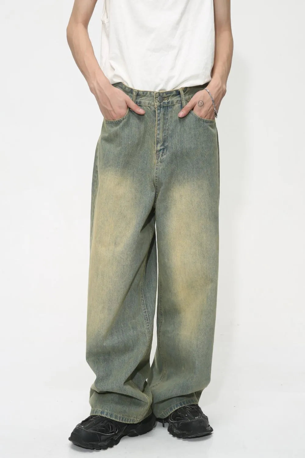 Straight-Leg Jeans with Pockets Carauana Store
