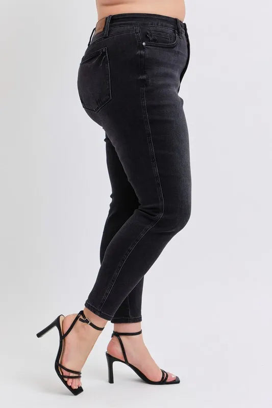 Judy Blue Full Size Mid Rise Tummy Control Skinny Jeans Plus Size Carauana Store
