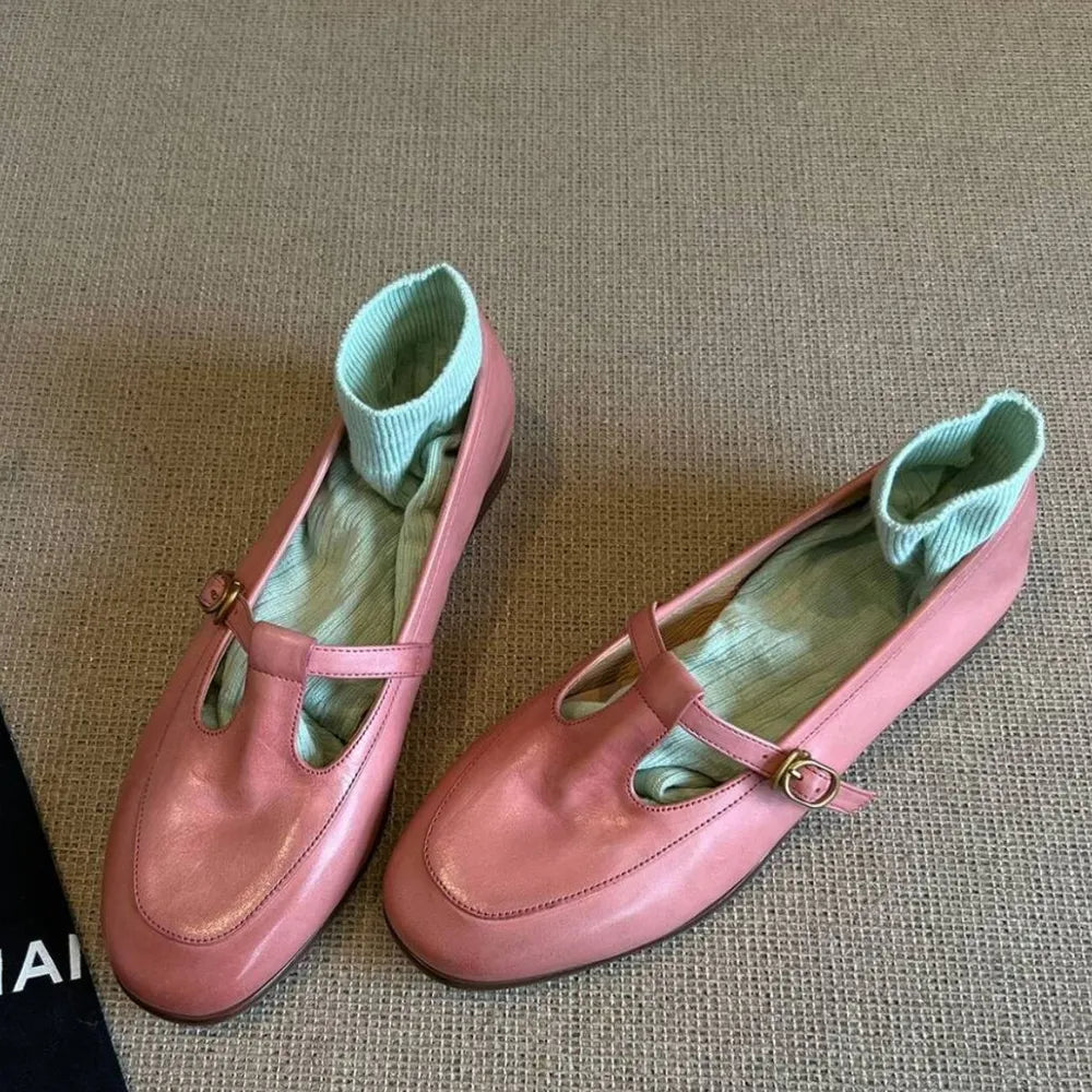 Round Toe Flat Slip-Ons Carauana Store