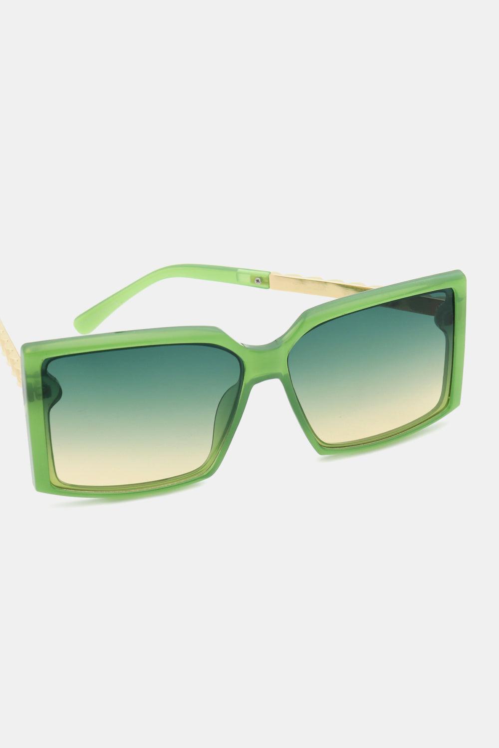 Polycarbonate Frame Square Sunglasses CaRaUaNa Fashion