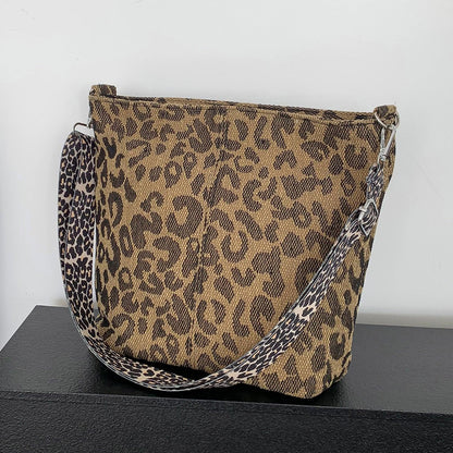 Adjustable Strap Medium Shoulder Bag Carauana Store