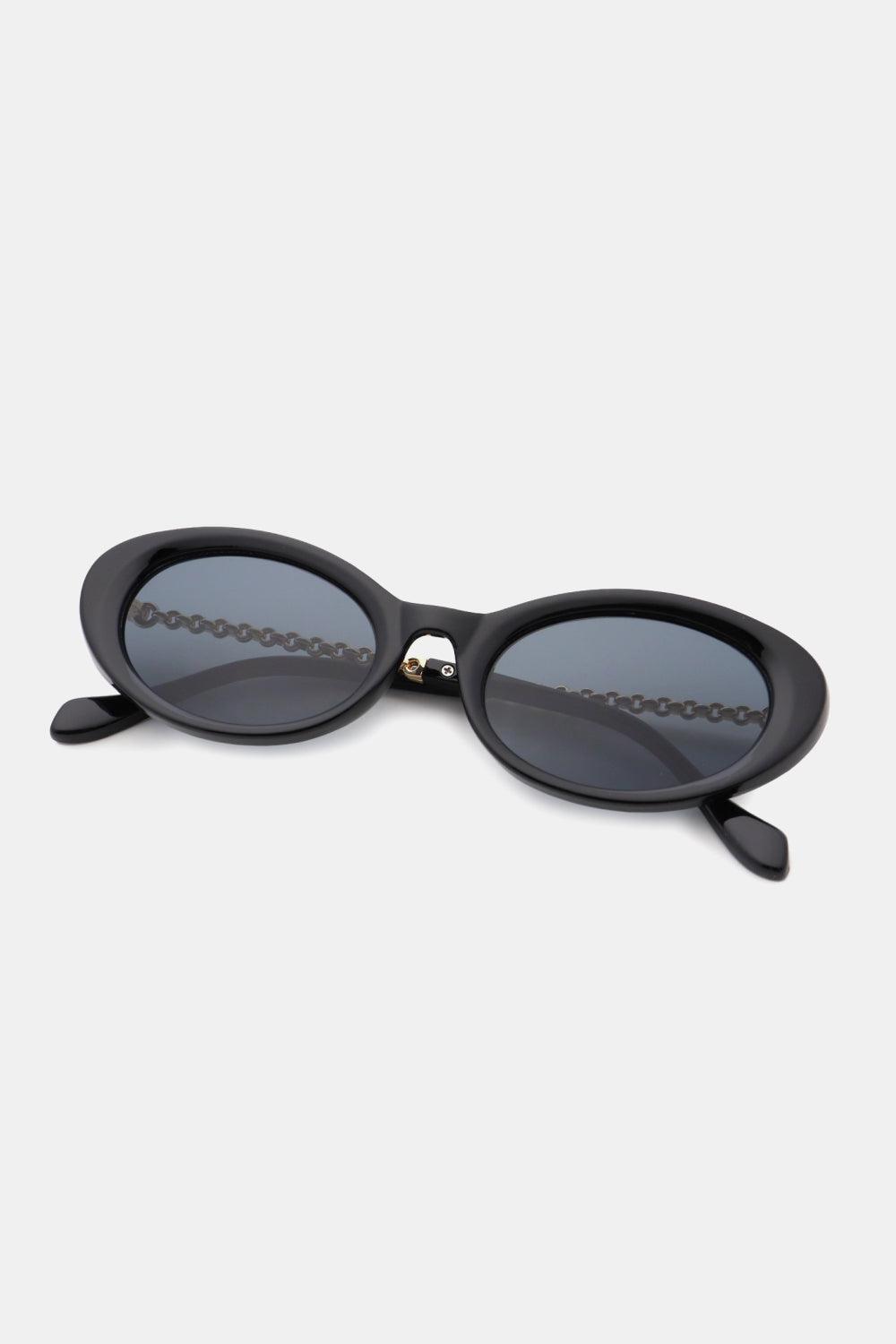 Polycarbonate Frame Cat-Eye Sunglasses CaRaUaNa Fashion