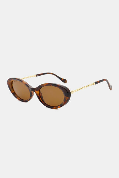 Polycarbonate Frame Cat-Eye Sunglasses CaRaUaNa Fashion