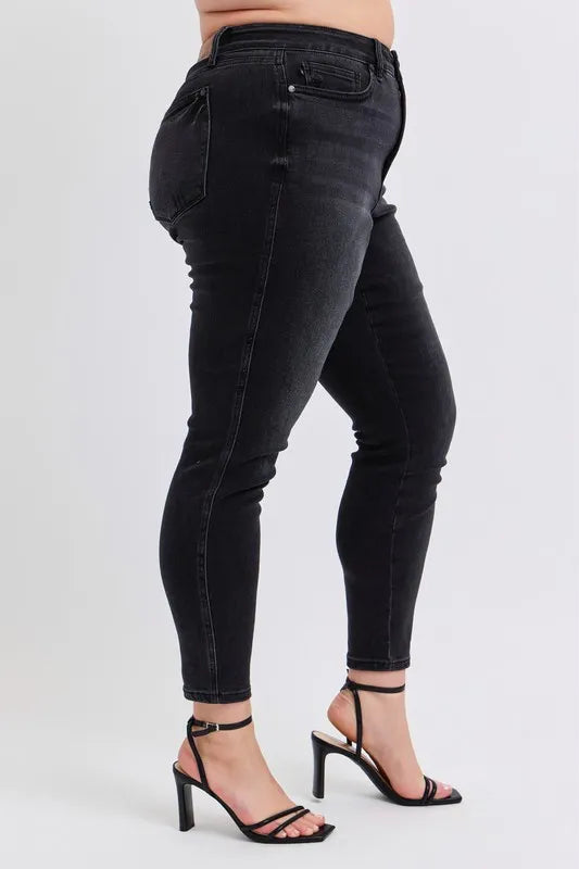 Judy Blue Full Size Mid Rise Tummy Control Skinny Jeans Plus Size Carauana Store