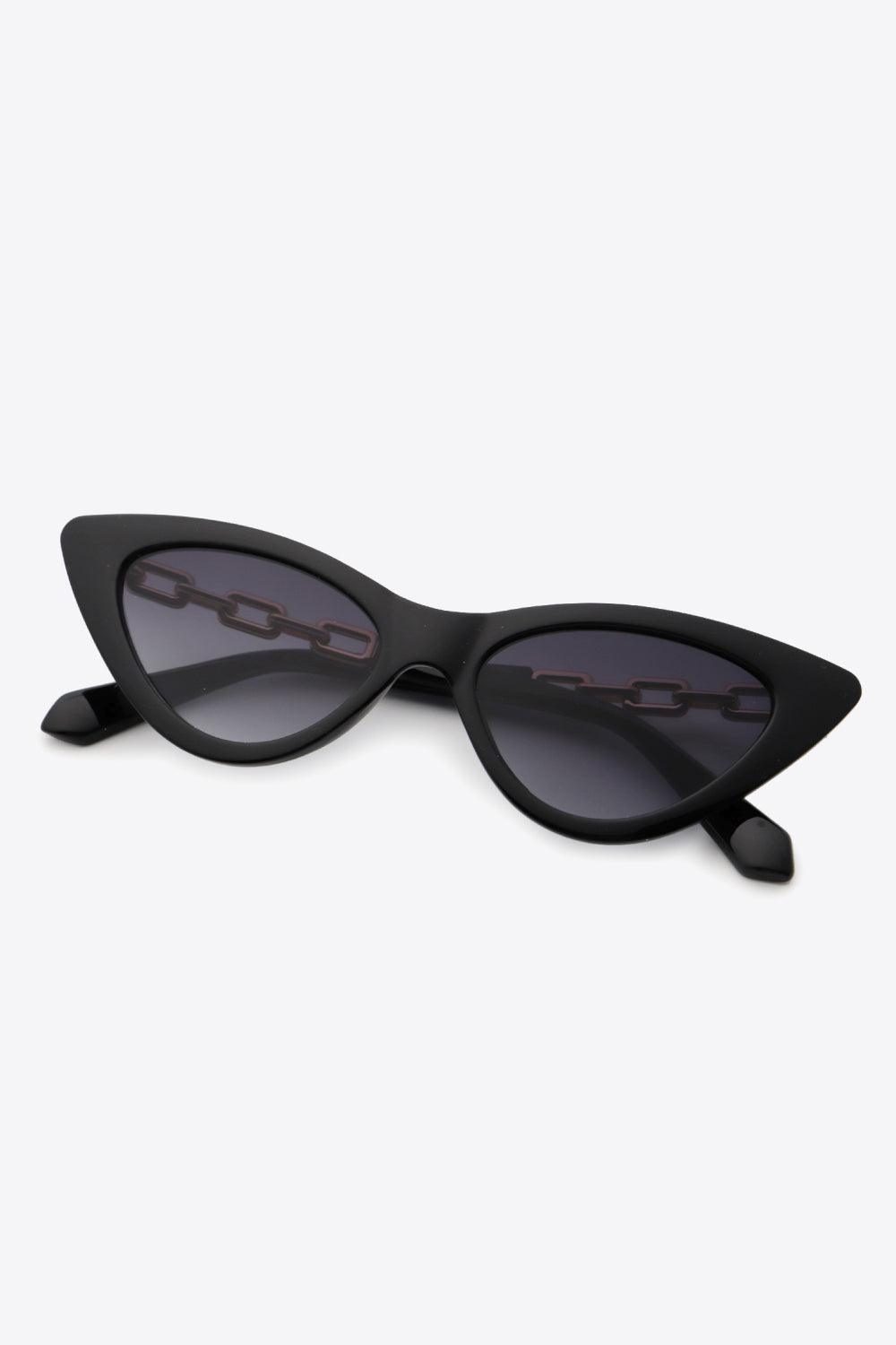 Chain Detail Cat-Eye Sunglasses Carauana Store