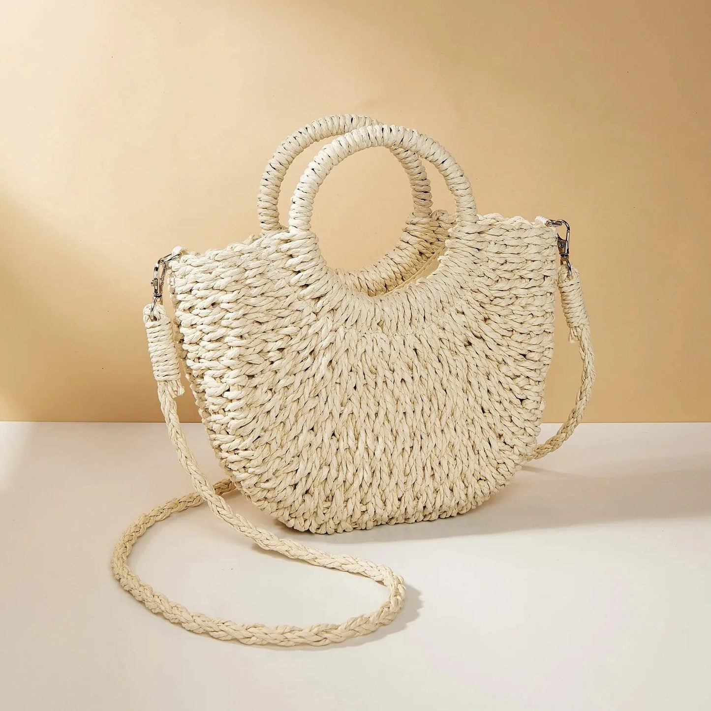 Hollow Out Elegance: Women’s Summer Shoulder Bag – Your Must-Have Accessory