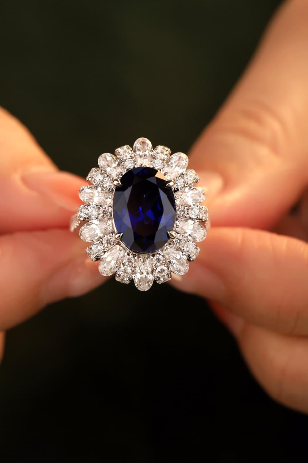 5 Carat Lab-Grown Sapphire Flower Shape Ring CaRaUaNa Fashion