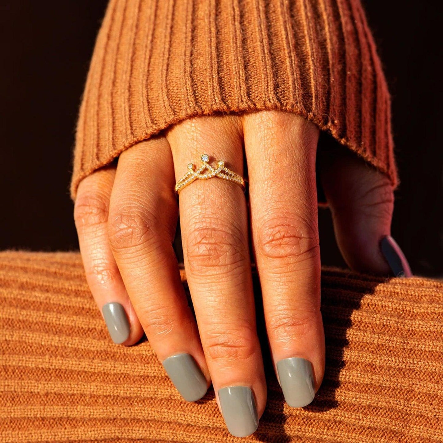 Crown Shape Inlaid Zircon 925 Sterling Silver Ring Carauana Store